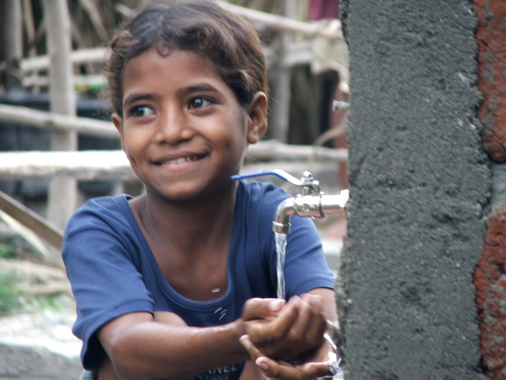 USAID is helping Indonesians living in urban areas access clean water and basic sanitation facilities.