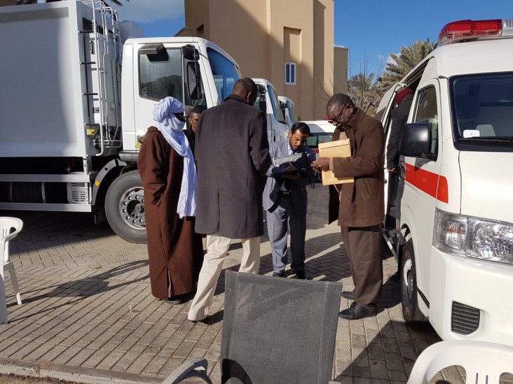 Transfer of equipment to the municipality of Obari.
