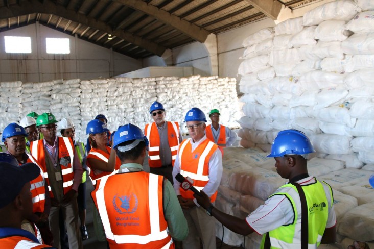 U.S. Ambassador to Mozambique, Mr. Dean Pittman visits the World Food Program Warehouse in Beira.
