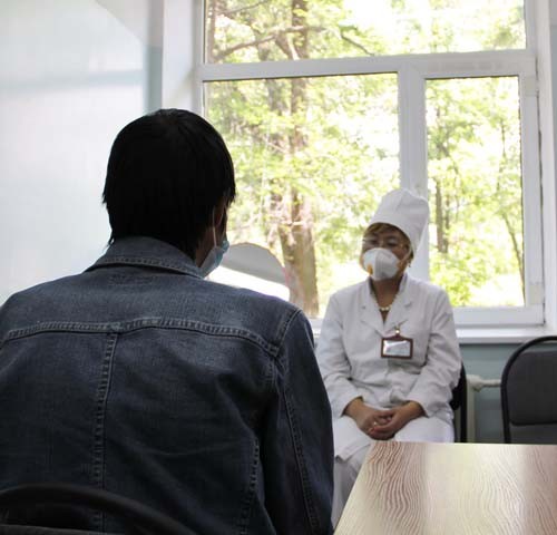 Patient Zhenya M. is undergoing treatment for MDR-TB.