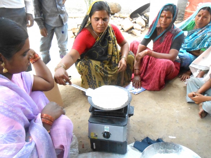 Demonstration of a clean cookstove