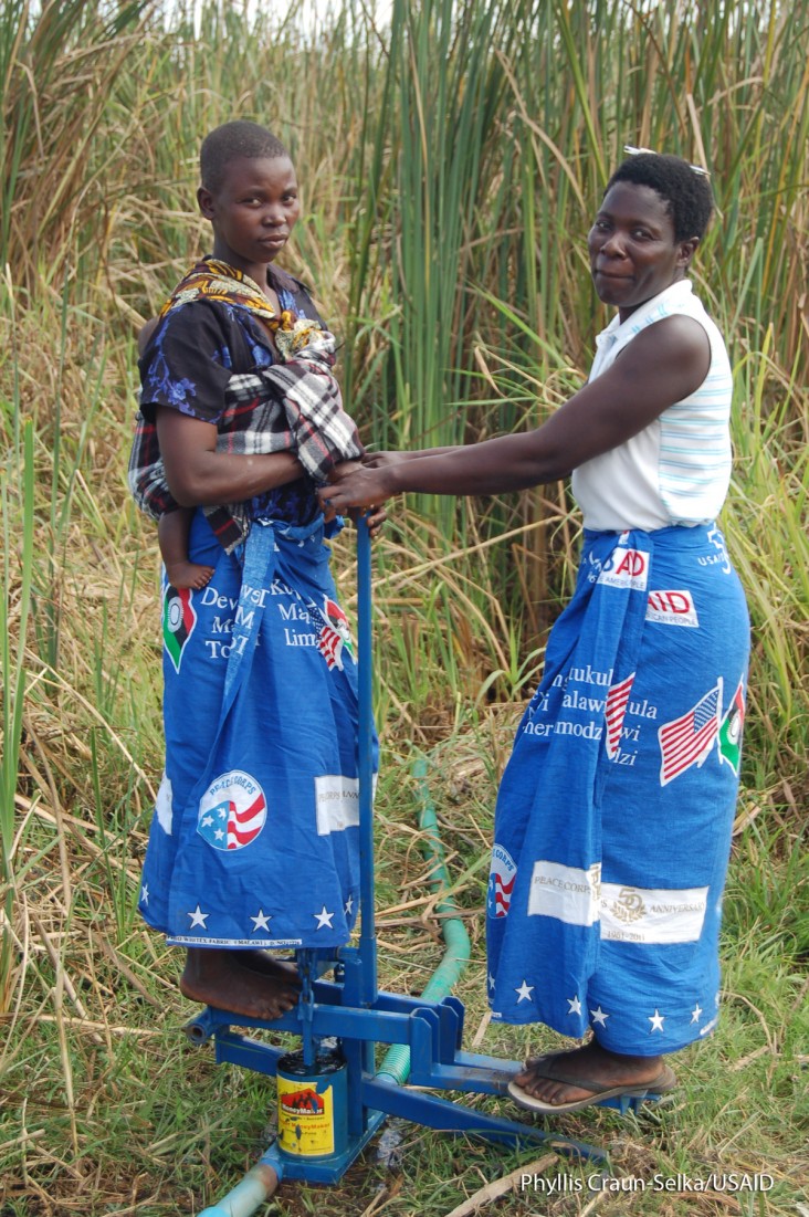 Resilience in Malawi: Water Pumps for Farmers