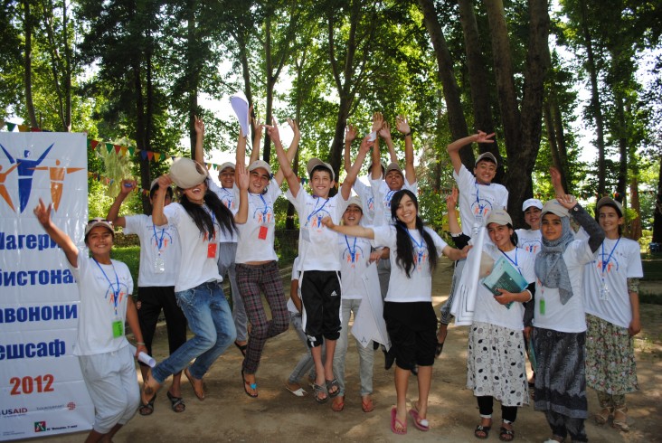 The Youth Theatre for Peace program 