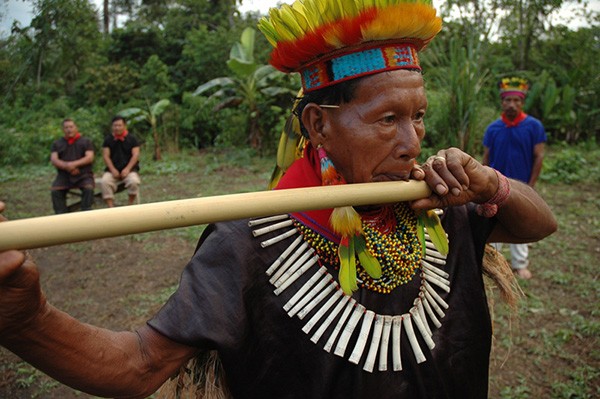 This member of the Cofán indigenous community lives in one of Ecuador’s most senstive ecosystems in the Guamez Valley region.