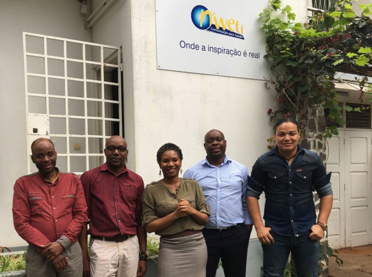 In Mozambique, N’weti leads the way in community advocacy and capacity building for health and HIV and AIDS under the Local Capacity Initiative. 