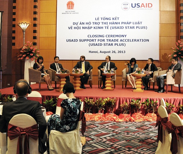 Panelists discuss results of the USAID STAR program at a closing ceremony.