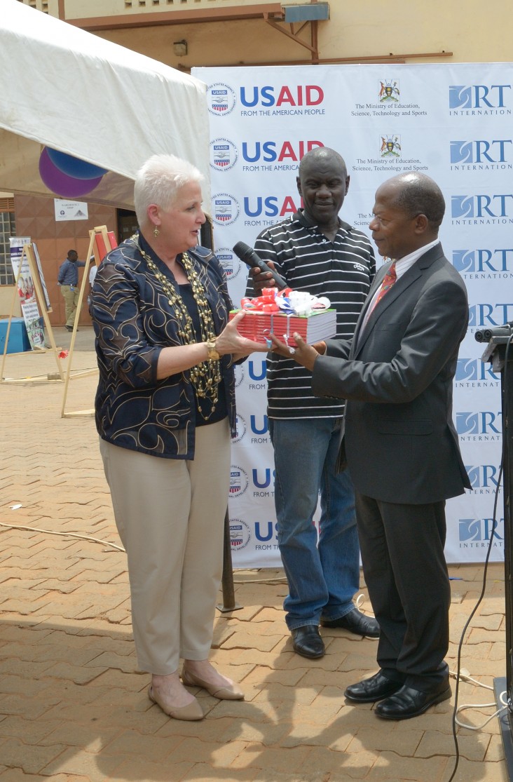 U.S Ambassador hands over books