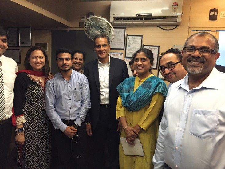 U.S. Ambassador to India Richard Verma Visits a Multi-Specialty Hospital in Dharavi Treating HIV and Tuberculosis