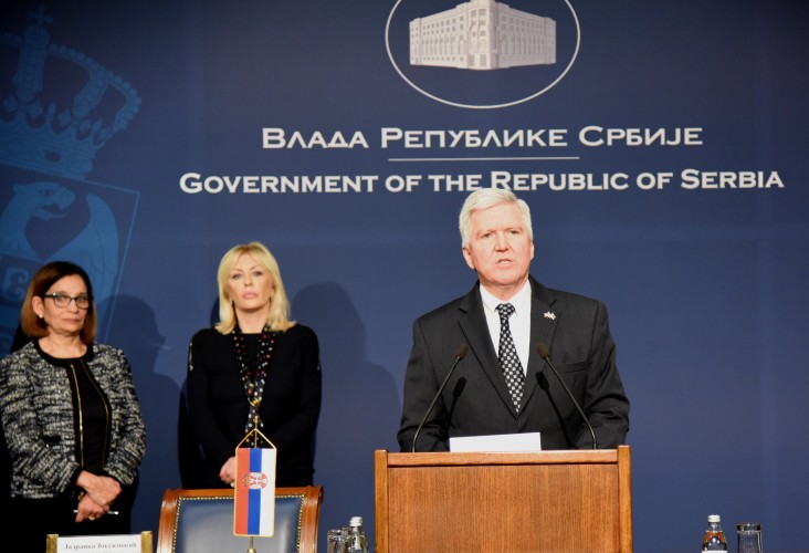 Američka vlada odvojila 9 miliona dolara za jačanje privrede i unapređenje rada institucija u Srbiji 