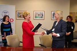 USAID/Armenia and UNICEF signed a two-year agreement for children's health and nutrition improvement program.