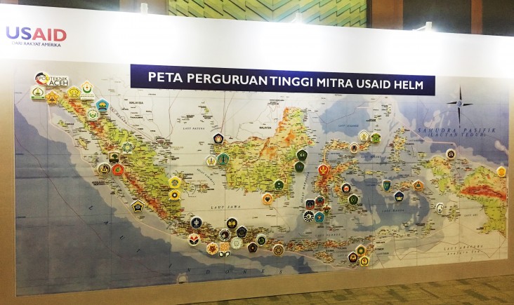 A map of USAID HELM university partners in Indonesia 