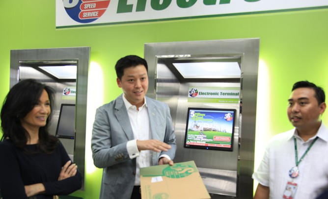 Valenzuela City and USAID Launch Mobile Money Real Property Tax Payment System