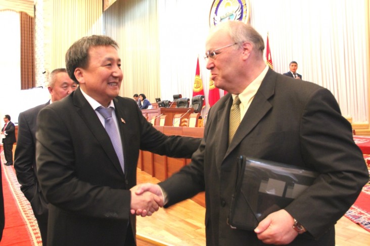 Kyrgyzstan Parliament Speaker Asylbek Jeenbekov thanks USAID Representative Carey Gordon