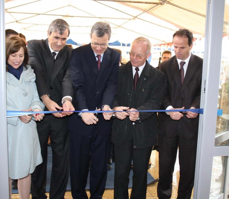 Officials cut the inaugural ribbon of the newly rehabilitated court in Lipjan