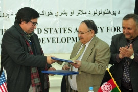 (R-L) Professor Amanullah Hamidzai, chancellor of Shahid Rabani Education University and Habibullah Wajidi USWDP representative