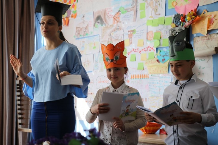 Reading class in Kutaisi school