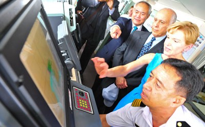 U.S.Ambassador Kristie Kenney visits research vessel at the Southeast Asian Fisheries Development Center following the memorandu