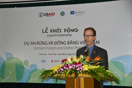 USAID Vietnam Mission Director Joakim Parker speaks at the Vietnam Forests and Deltas Program launch.
