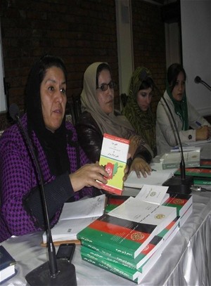 A hundred female students attend a USAIDsponsored forum where female judges served as panelists to share their real-life experie