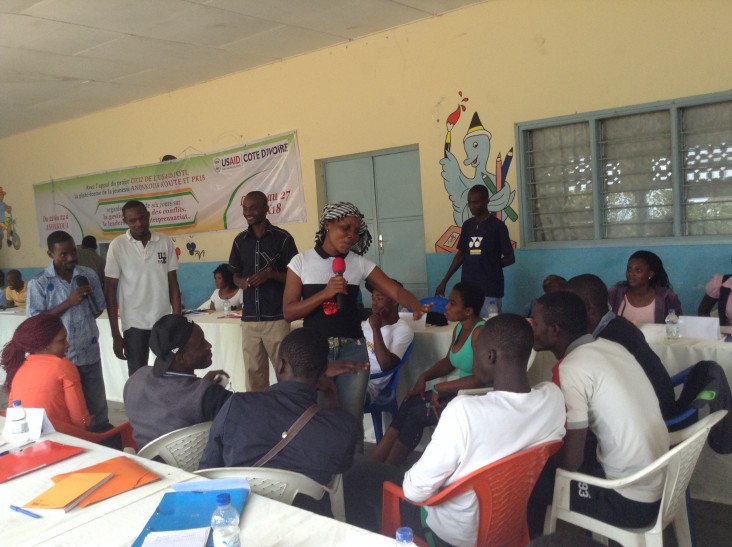 Youth From Neighboring Villages in Abidjan Work to Promote Cohesion between Their Communities