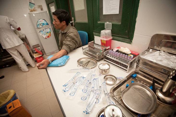 A client receives services at a district health clinic in Hai Phong.