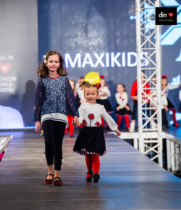 In 2014, Maxikids participated in the fall fashion show as part of the national Din Inima campaign.