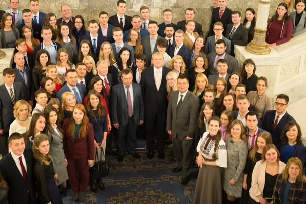 The latest class of the Ukrainian Parliament Internship Program.