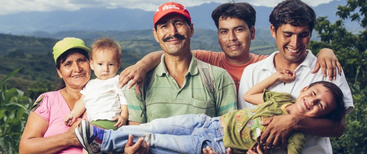 Flavio Garcia, a cocoa farmer in San Martin, Peru, saw his income quadruple after receiving a USAID-guaranteed loan.