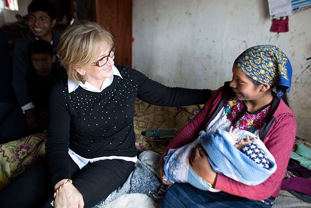 Rep. Diane Black (R-TN) greets a new mother and participant in the Nutri-Salud program.