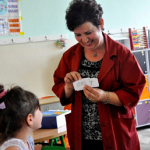 A Kosovo teacher trains her colleagues to make their teaching more effective 
