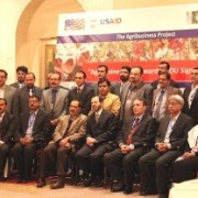 Alex Thier, Assistant to the USAID Administrator, meets U.S.-funded Pakistani NGOs who will help 45,000 Pakistani farmers