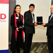USAID RDMA Director Michael Yates presents awards to the winner and finalists of the Mobiles for Development Forum Asia 2015 in 