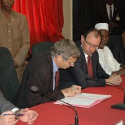 U.S. Chargé d'Affaires signs the endorsement document