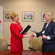 USAID/Armenia and UNICEF signed a two-year agreement for children's health and nutrition improvement program.