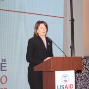 USAID-i në Kosovë lancon fushatën nacionale për të përkrahur të drejtat e grave në pronë 