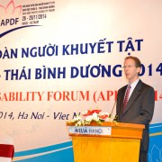 USAID Vietnam Mission Director Joakim Parker speaks at the event.