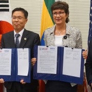 (l to r) KOI, Republic of Korea’s Ambassador to Ethiopia Moon-hwan Kim, U.S. Ambassador to Ethiopia Patricia Haslach, and USAID 